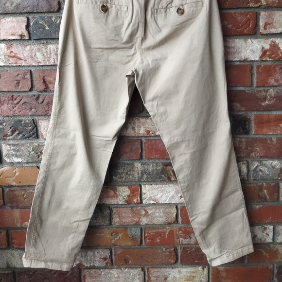 Old Navy Khakis - Picture 7 of 7